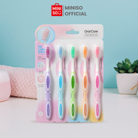 Deep Cleaning Medium Bristle Toothbrushes (5 Count)