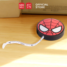 MINISO X MARVEL Pesona Tas dengan Pita Pengukur Dekorasi Tas Liontin Tas
