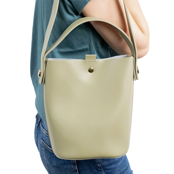 MINISO Tas Selempang Wanita Bucket Bag Tali Lebar Sling Bag Stylish Fashion Kasual
