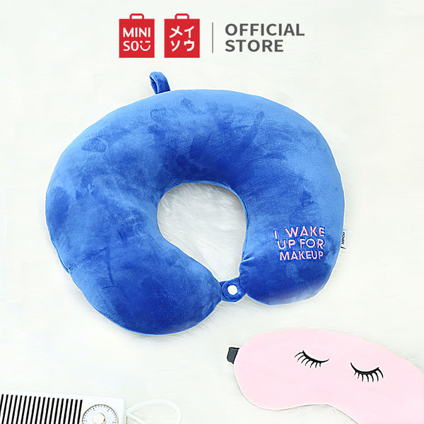 MINISO Bantal Leher Dengan Penutup Mata Eye Mask U Pillow 2 in 1
